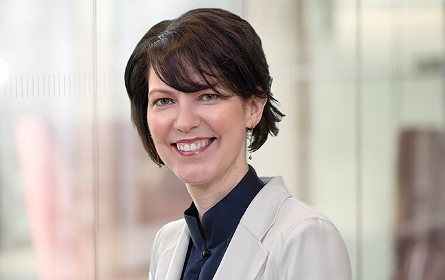 Avgående VD Debra Crew