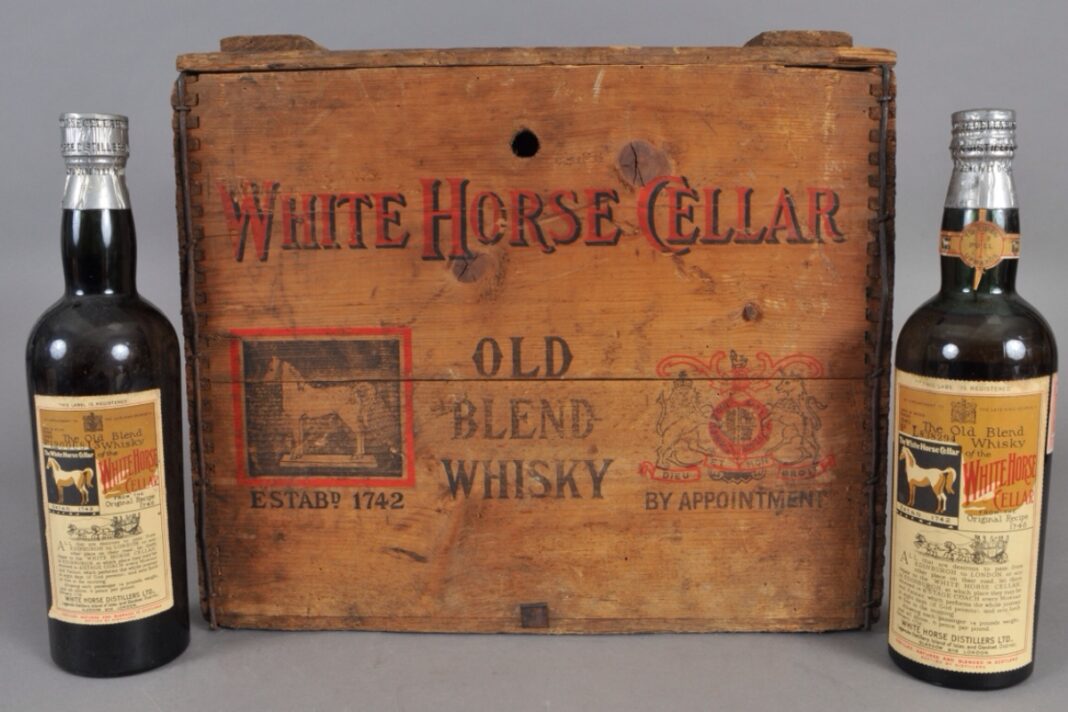 White Horse whisky från ca 1940.