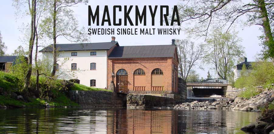 Mackmyra Bruk i Valbo utanför Gävle år 2001. För att få in pannorna året därpå fick tegelväggen rivas ner och byggas upp igen sten för sten. Här gjordes all Mackmyra-whisky fram till 2011 då det nya Gravitationsdestilleriet kunde invigas. Storsatsningen som hösten 2024 ledde till konkurs. Trots huvudägaren Lennart Heros ideliga kapitaltillskott.