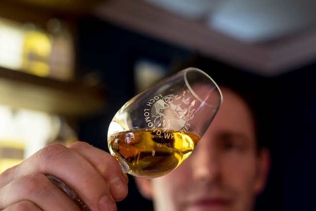 Michael Henry kom till Loch Lomond 2007 till rollen som lagerhuschef. När destilleriet på allvar började satsa på singelmalt ändrades hans titel till Master Blender.