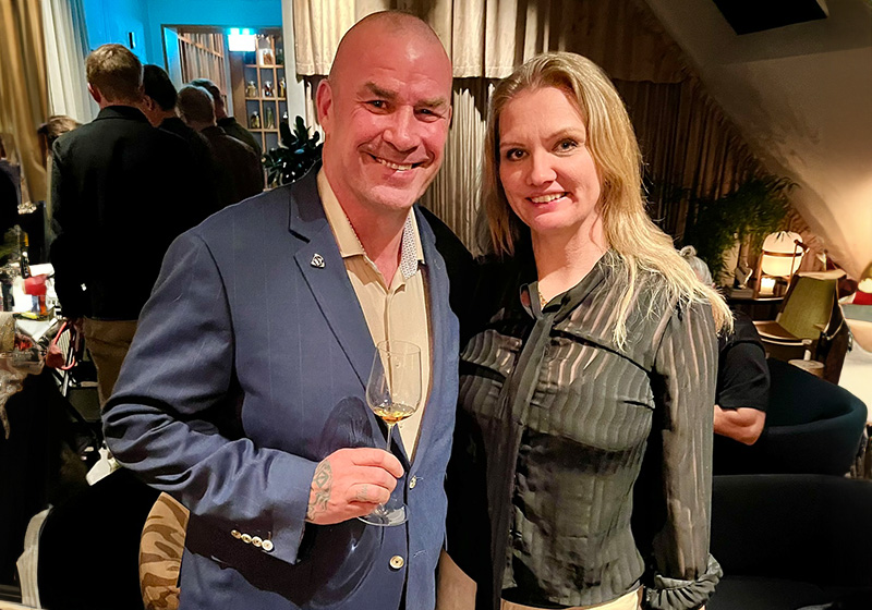 Highland Parks egen Martin Markvardsen och Allt om whiskys chefredaktör Emma Andersson