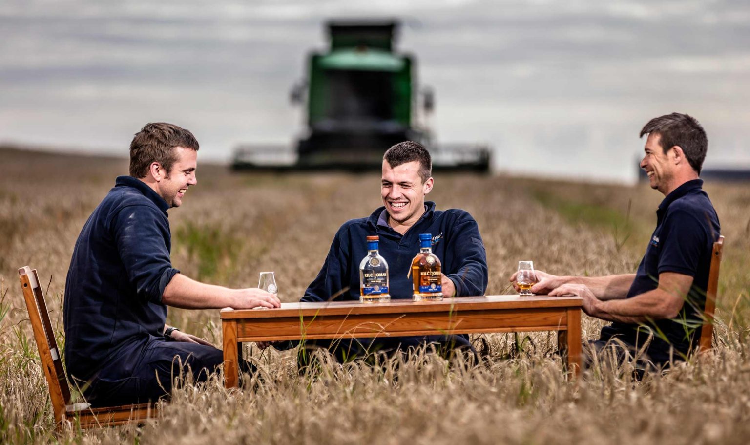 100% Islay är den första gårdsproducerade Islay-whiskyn sedan 1800-talet.