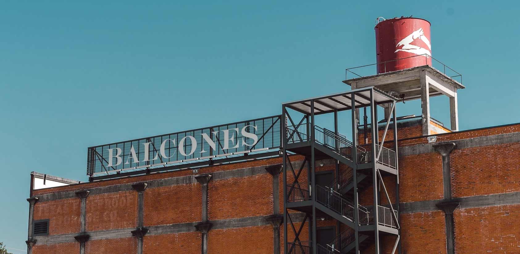Produktionen vid Balcones destilleri i Texas stoppas tillfälligt.
